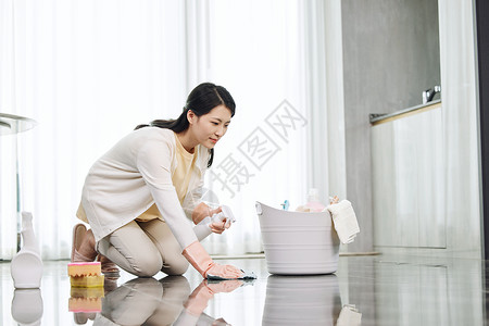 洗地板做家务的女性形象背景