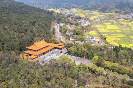湖南5A级景区炎帝陵山顶俯瞰山下风景图片