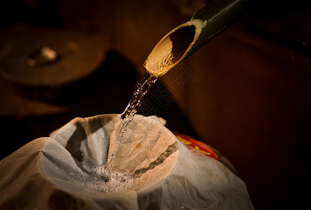 传统工艺传统酿酒工艺背景