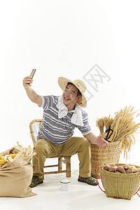 中年男性农民自拍形象图片