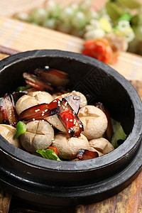 中式美食石锅原味菇图片