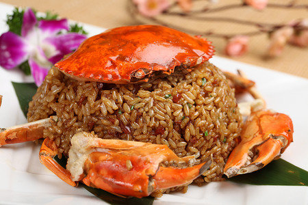 中式美食金牌黄油焗蟹饭高清图片