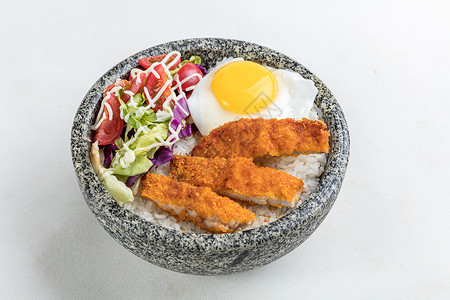 日式猪排饭黄金猪排烩蛋饭高清图片