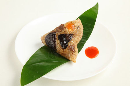 香菇鸭蛋黄肉粽图片