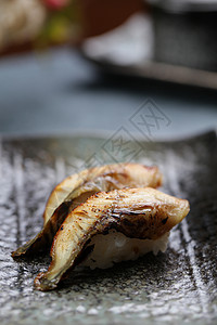 鲜虾蟹籽蟹籽寿司高清图片