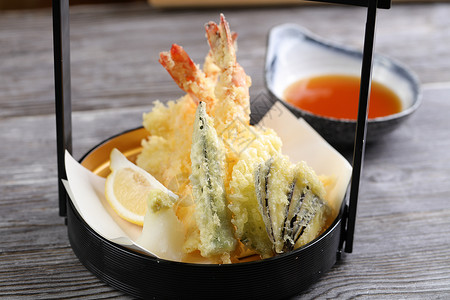 炸天妇罗日本料理炸鲽鱼高清图片
