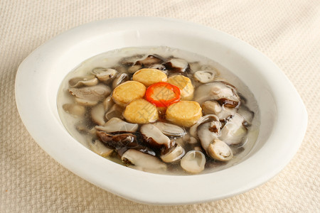 草菇炖日本豆腐背景图片