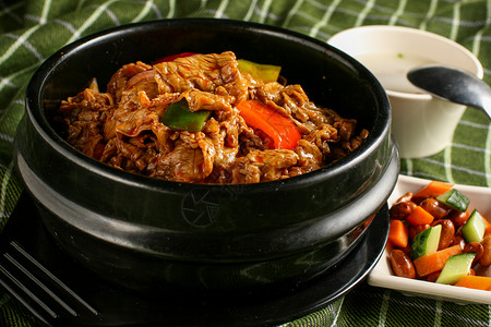 豉油鸡饭牛肉石锅饭背景