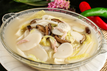 白菜汤年糕绿色食品白菜汤高清图片