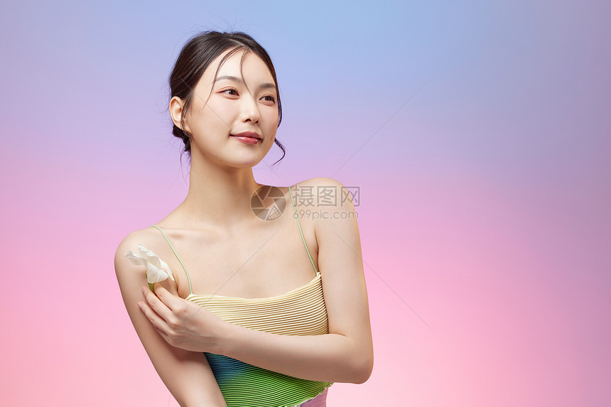 时尚色彩美女面部展示图片