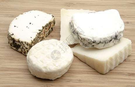 新鲜山羊奶酪的分类图片