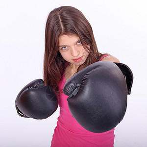 美丽的年轻少女拳击图片