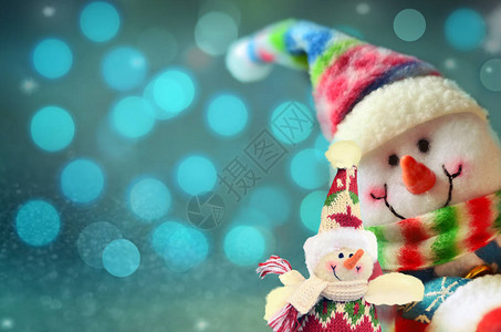 带灯光的快乐的雪人背景图片