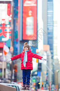 在纽约市中央公园可爱的小女孩图片