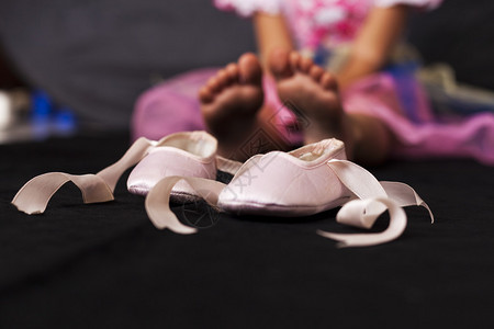 粉红芭蕾舞女婴儿鞋图片