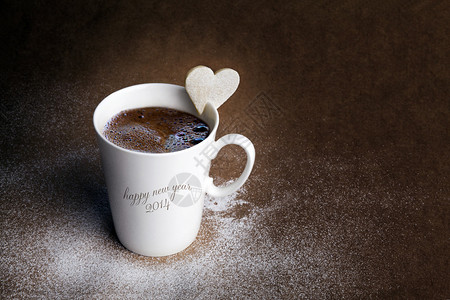 带有新年快乐字样的咖啡杯图片