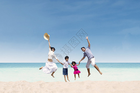 幸福的家庭在澳大利亚高清图片