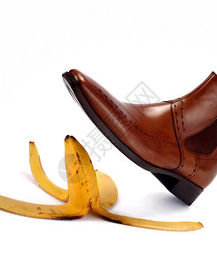 鞋底下滑的香蕉皮图片