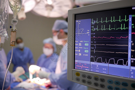 医院手术区心脏监测器图片