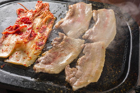 韩式烤猪肉料理图片