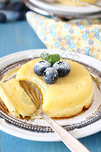 柠檬海绵果酱蛋糕图片