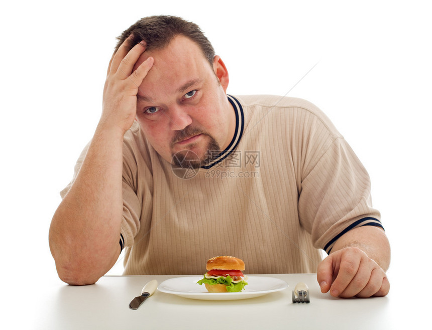 男人对吃不饱饭感到绝望专图片