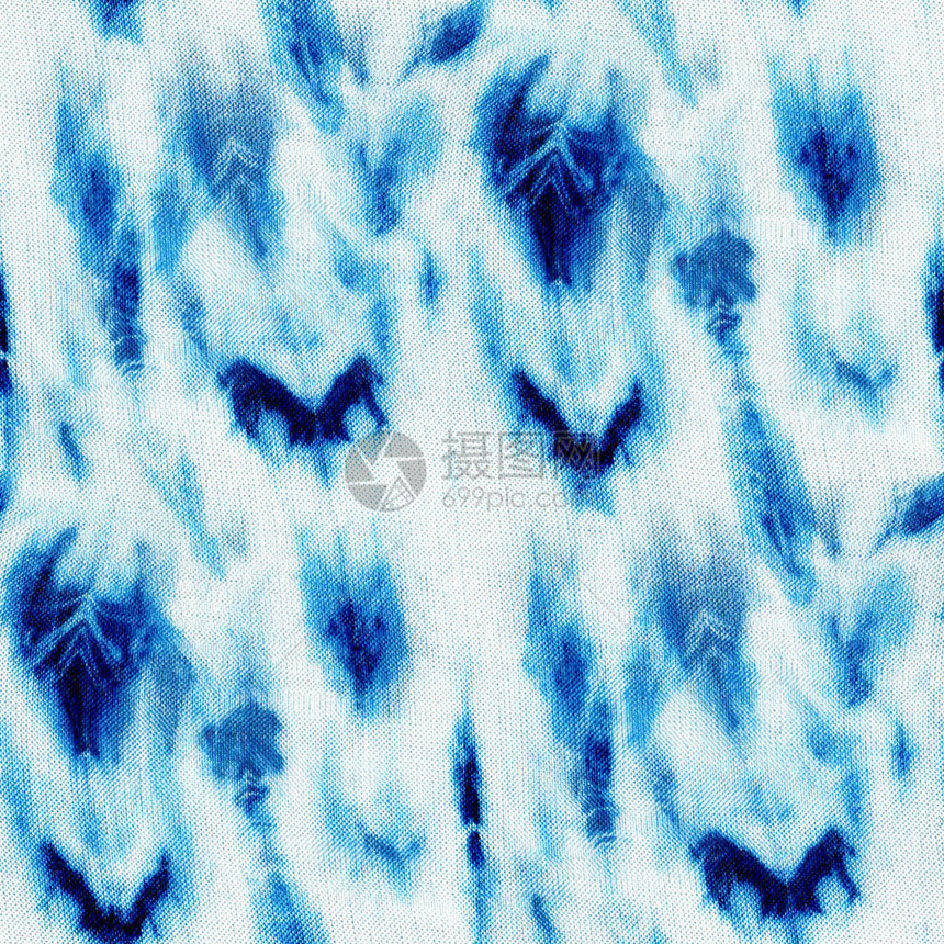 白色丝绸上靛蓝色的无缝扎染图案手绘面料结节蜡染Shi图片
