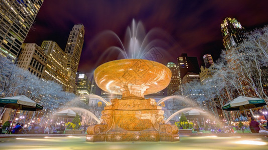 纽约市布莱恩公园的喷泉图片