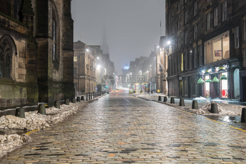 在爱丁堡老城福吉冬季之夜皇家大图片
