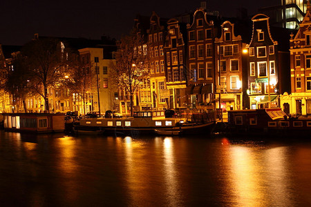 阿姆斯特丹在晚上荷兰图片