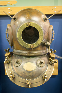 深海潜水头盔图片