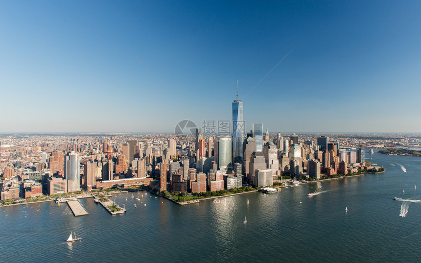 一架直升机从纽约曼哈图片
