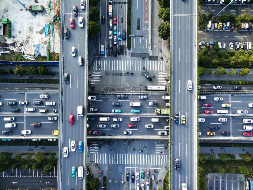 上海中城路交叉路口繁图片