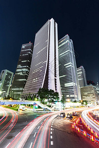 东京中城现代办公大楼晚上图片