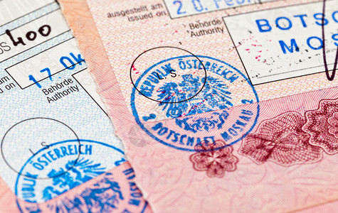 护照上的签证入境和出境印章图片