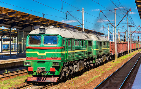 在乌克兰基辅Darnytsia火车图片