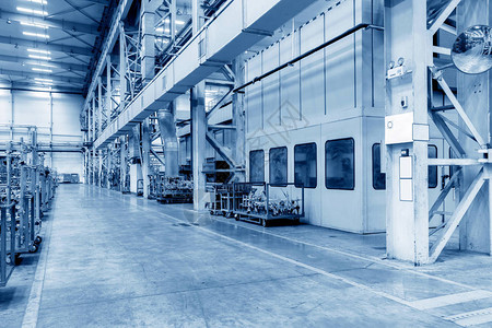 汽车工业生产车间生产线图片