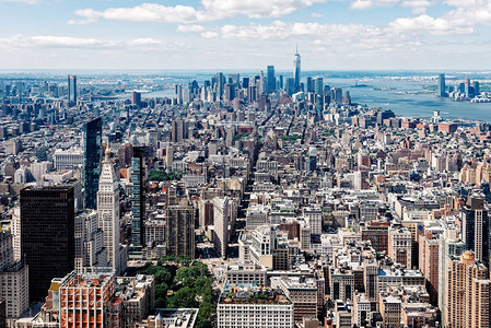 曼哈顿的空中景象一个阳图片
