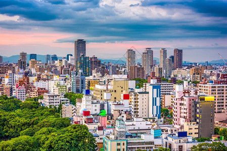 大阪日本城市风景在天之夜横高清图片