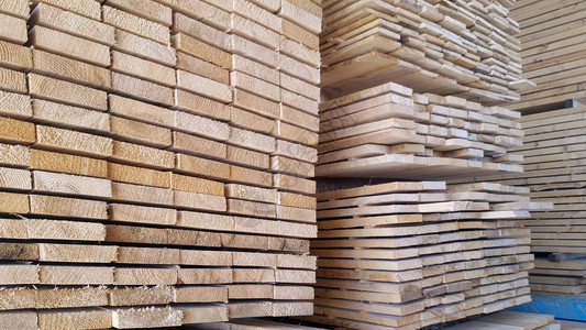 木材厂库存和木材板图片
