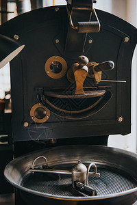 调整专业咖啡生产机械处理图片
