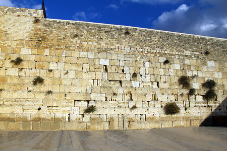 西墙是以色列耶路撒冷冬季的重要犹太教宗场所之一图片