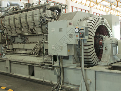 旧柴油机发电机工业机械原图片