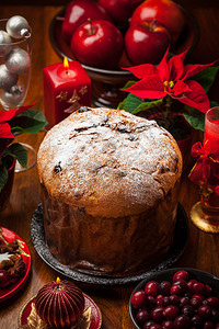 圣诞节的Panettone蛋糕传统的意图片
