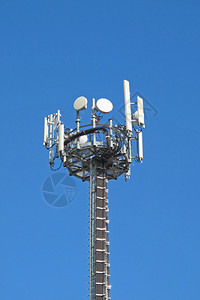 用于传送电视信号和移动电话的天线电讯图片