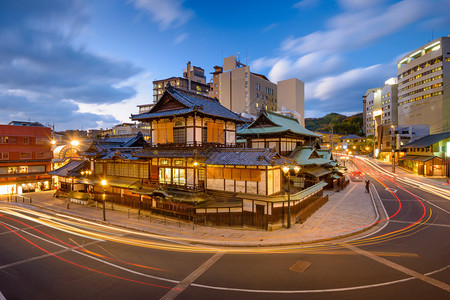 日本松山道后温泉图片