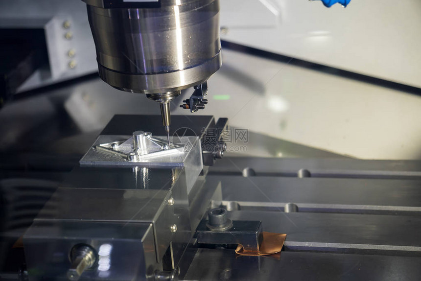 CNC碾磨机用固态球末端工具切除注射模具部分图片