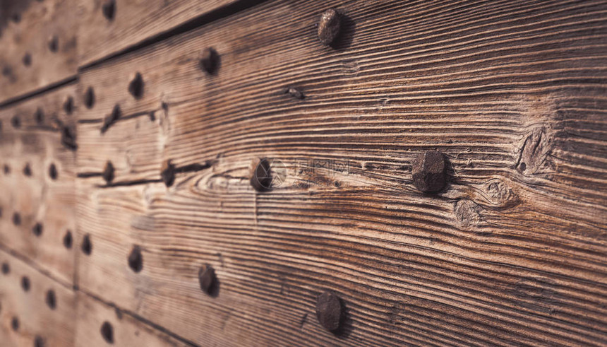 详细记录了200年的意大利门用木头做图片