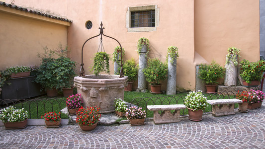 在意大利维罗纳的房屋图片