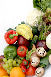 各种水果和蔬菜的展示图片